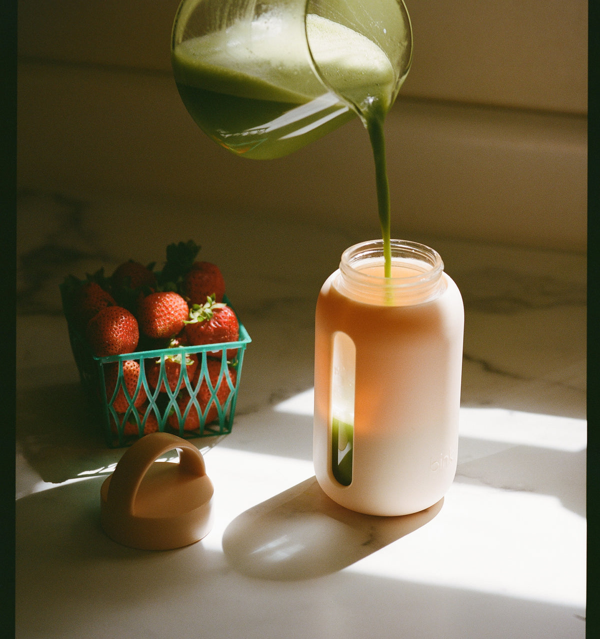 Glass water bottles that help you track your daily water intake